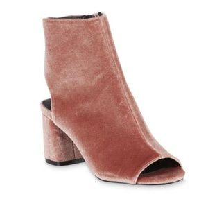 🌻 Metaphor Women's Tegan Boot